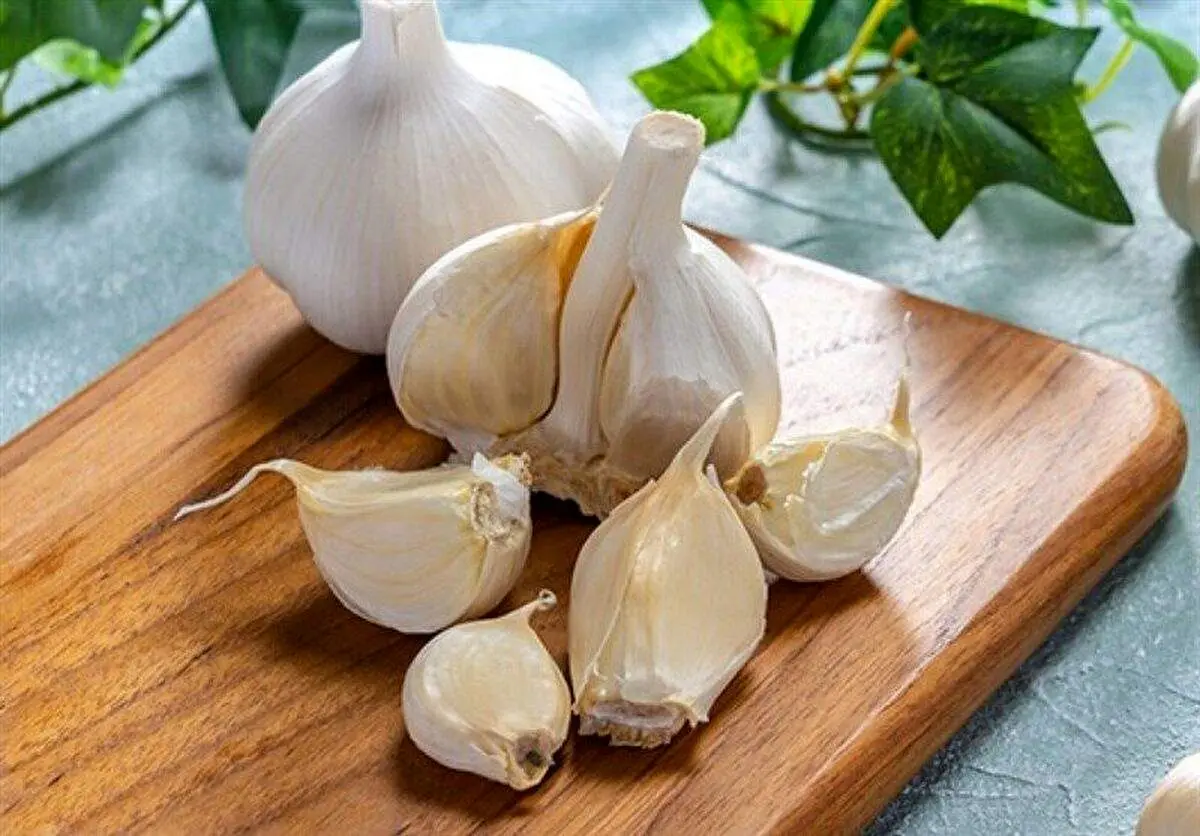 روش‌های خشک کردن سیر تازه در منزل