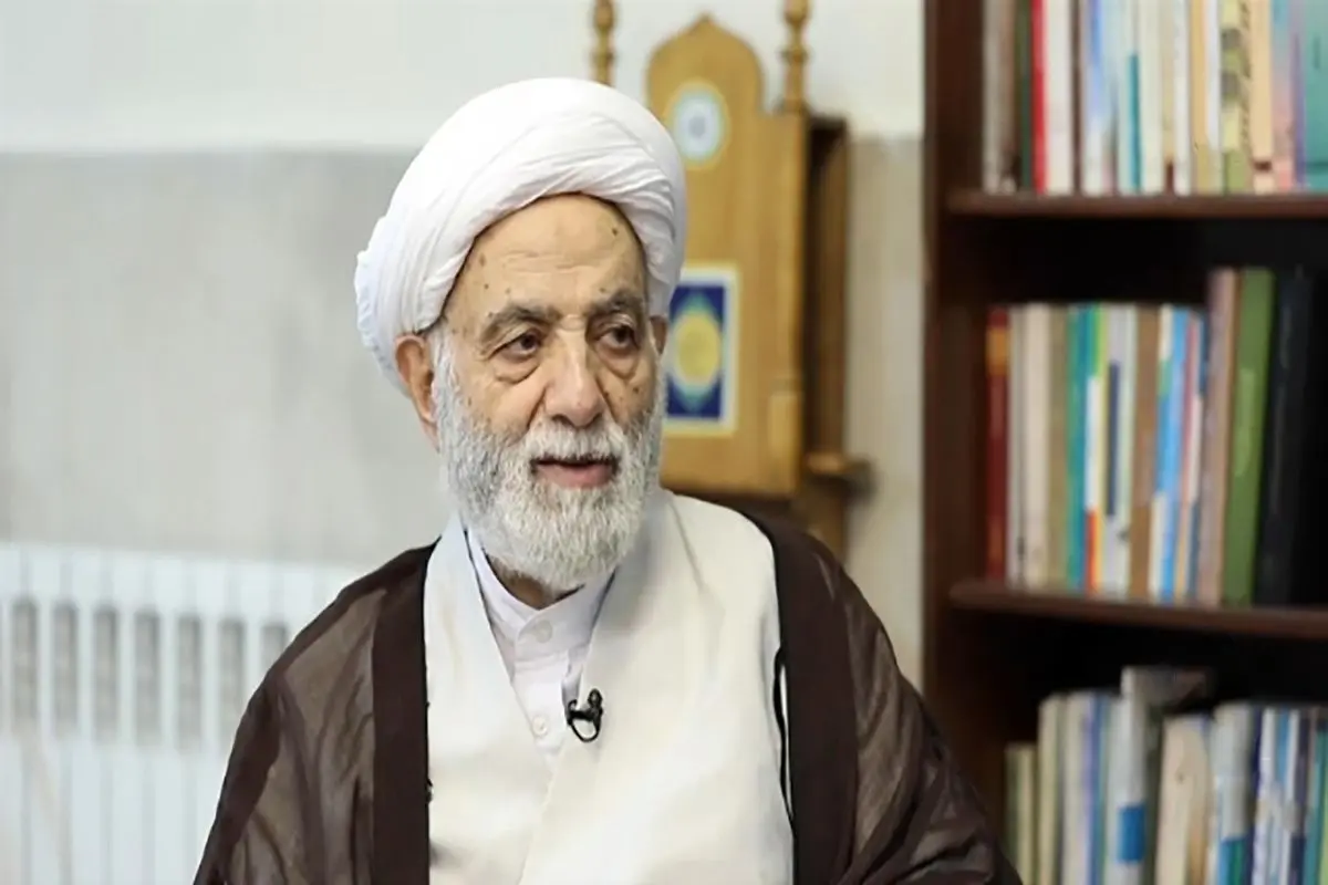 عکسی جدید از قرائتی روی ویلچر