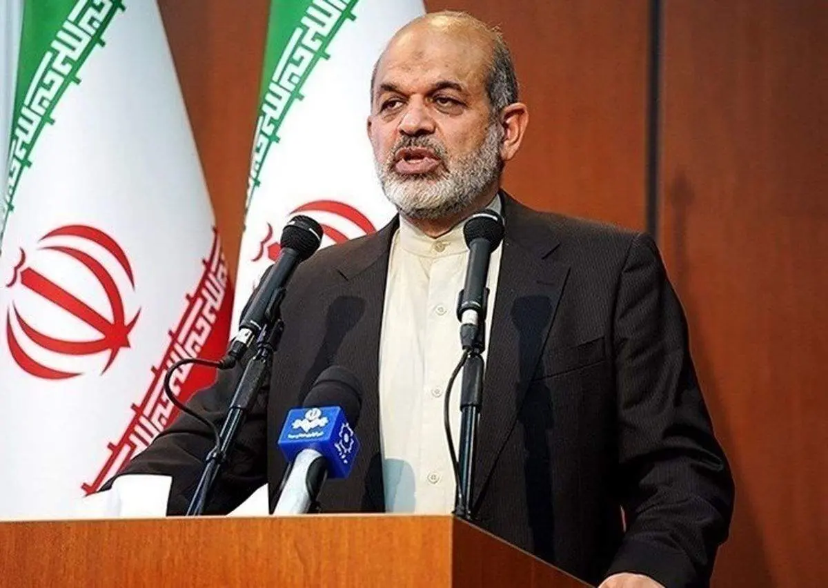 مهاجران غیرقانونی باید کشور را ترک کنند!