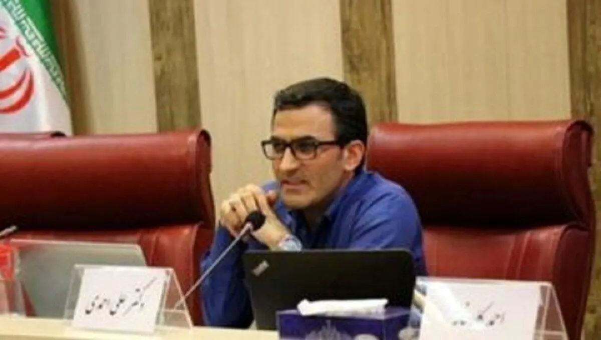 اخراج یک استاد دانشگاه دیگر خبرساز شد +عکس