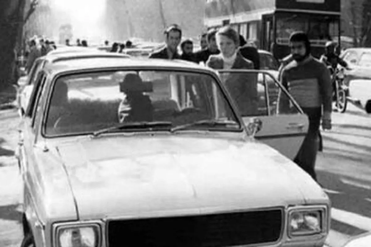 قیمت ۵۰ سال پیش پلاک تاکسی در تهران+ عکس