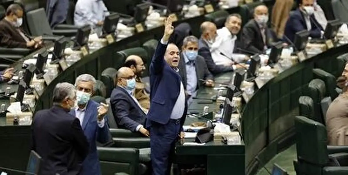 دعوت صدا و سیما از مجلس برای پاسخگویی در قبال رفتار نمایندگان+ فیلم