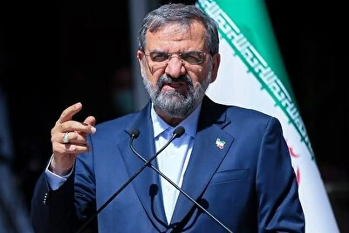 محسن رضایی از پوشیدن لباس جنگ میگوید+فیلم