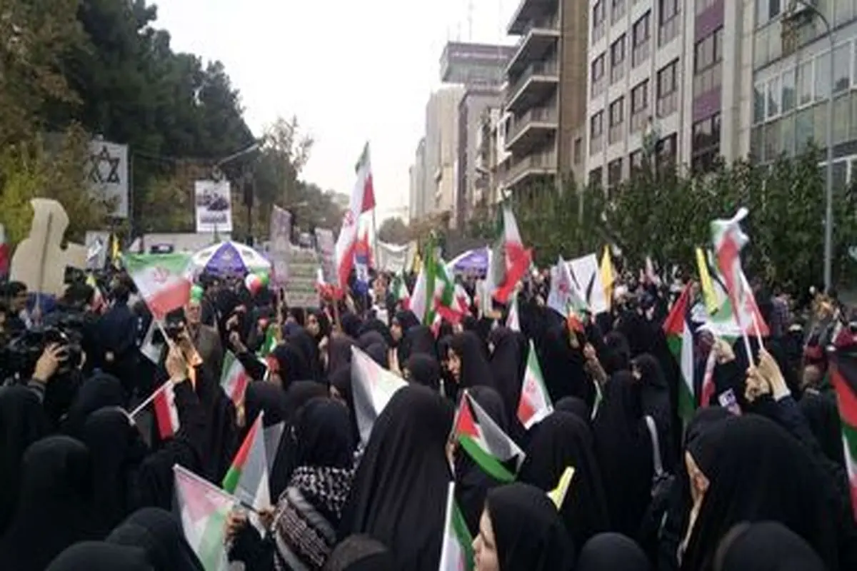 تصاویری از مراسم راهپیمایی ۱۳ آبان