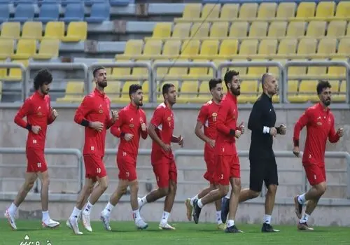 مهمان ویژه تمرین پرسپولیس+ عکس