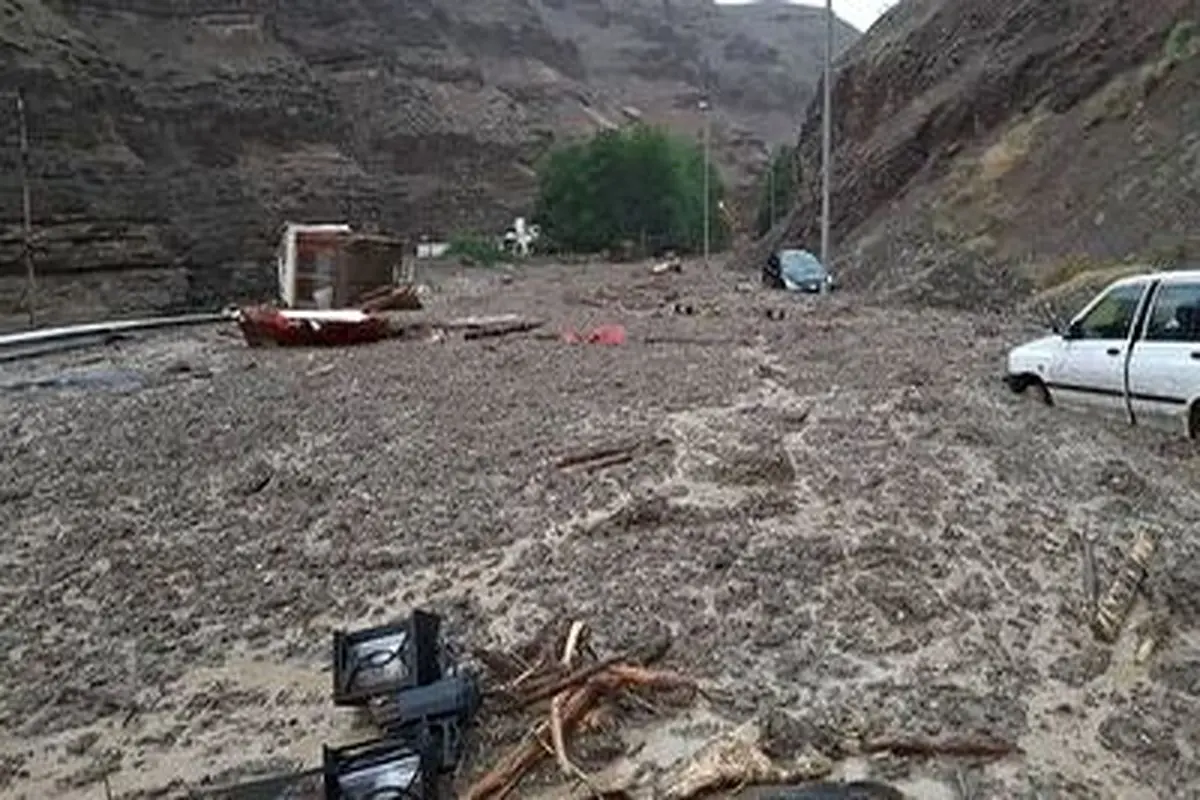 وضعیت اسفناک شهر چالوس پس از سیل وحشتناک امشب+ فیلم