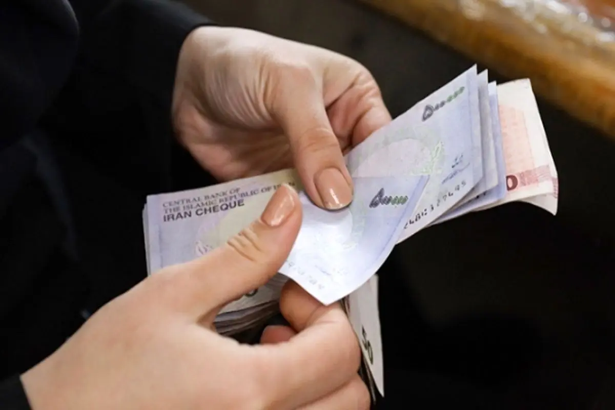 میزان حقوق و عیدی کارکنان دولت در ۱۴۰۳ اعلام شد