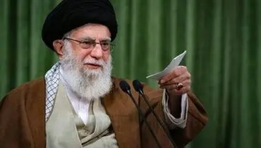 تصویری دیده نشده از رهبر انقلاب و محسن رضایی با لباس نظامی