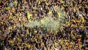 این قانون فقط در فوتبال ایران رعایت می شود!