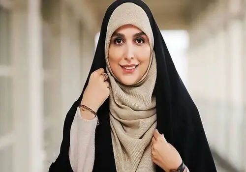 فخر فروشی مژده لواسانی با گوشی گران قیمتش+ عکس