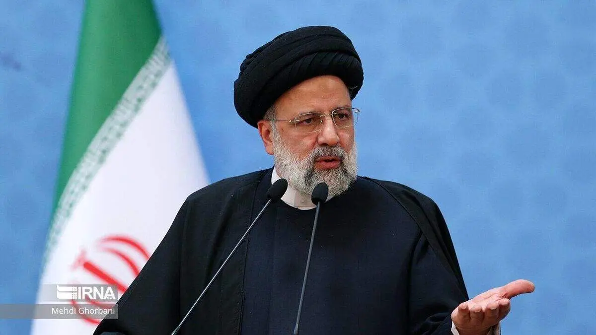 هدیه رئیس جمهور به پسربچه قهرمان صفاشهری+ عکس