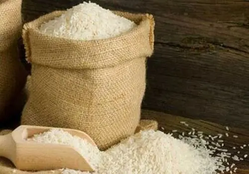 بازار برنج وارداتی در آذر؛ جهش‌های پی‌درپی قیمت و رقابت تازه در واردات برنج هندی
