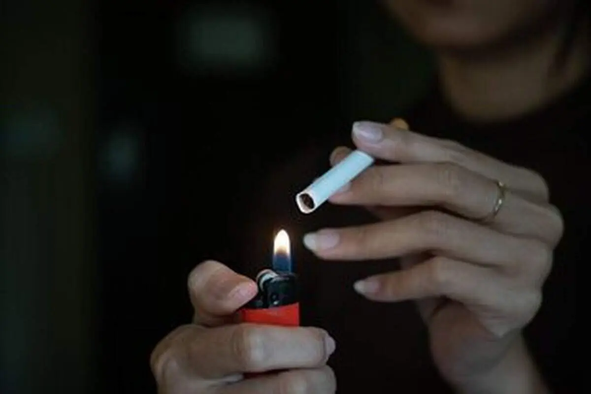بهبود «خلق و خو» با سیگار کشیدن؟!