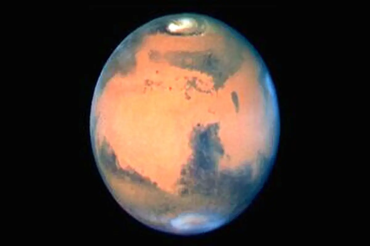 منشا درخشش مرموز از سمت مریخ چیست؟+ عکس