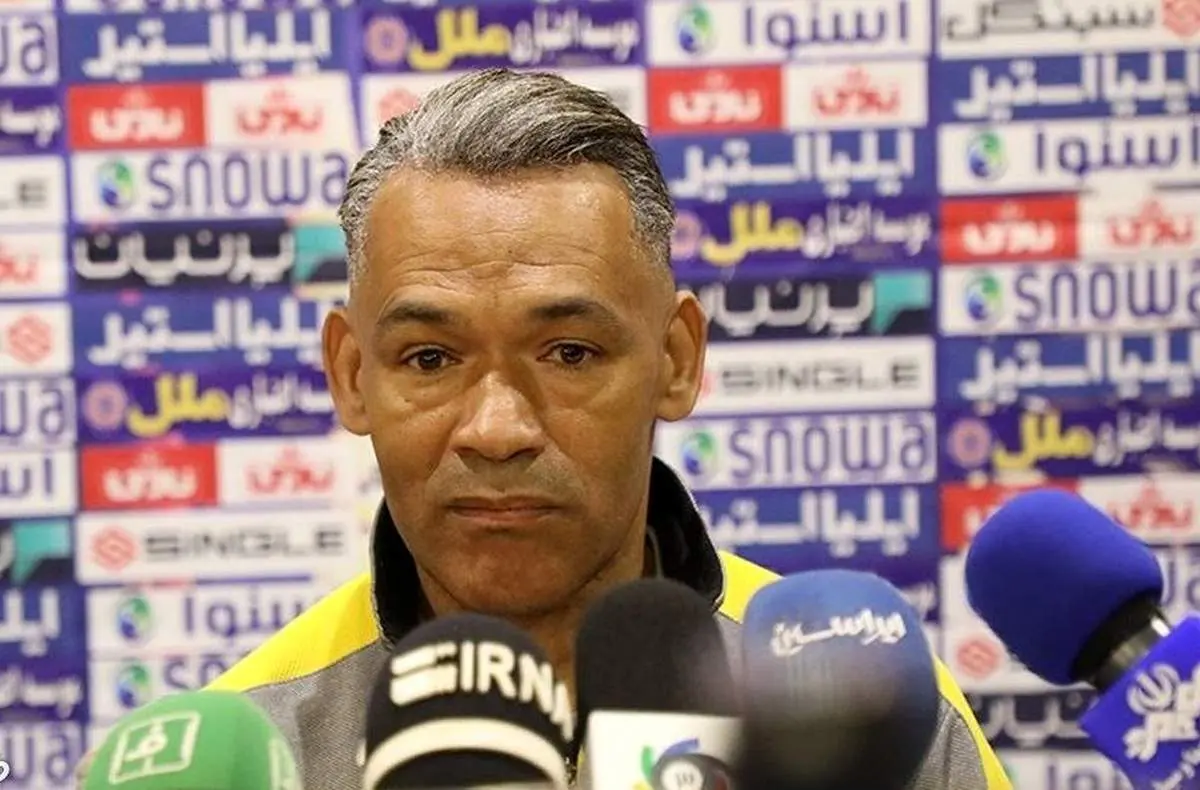 مورایس: از تساوی پرسپولیس مقابل استقلال خوشحال نشدم