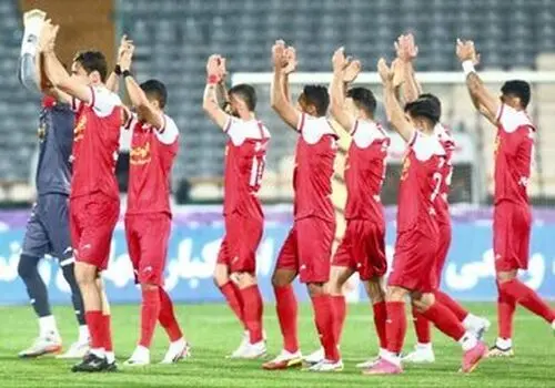 میهمان ویژه تمرین پرسپولیس در دبی+ عکس