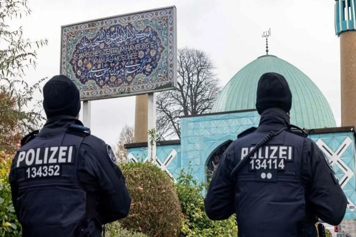 جزئیات یورش پلیس آلمان به مرکز اسلامی هامبورگ و اماکن مظنون به ارتباط با حزب‌الله 
