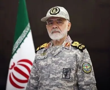 رئیس ستادکل نیروهای مسلح خطاب به کشور های میزبان آمریکا:اگر جنگی در ایران آغاز شود آتش آن دامن تان را خواهدگرفت 