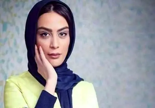 درخشش مونا فرجاد با یک ژست جدید؛ بازیگر محبوب در کانون توجه!