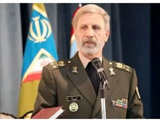 بازدید سرلشکر حاتمی از تجهیزات ارتش در استحکامات مرزی + تصاویر