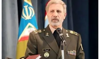 بازدید سرلشکر حاتمی از تجهیزات ارتش در استحکامات مرزی + تصاویر