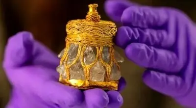 درخشش چشمگیر «کریستال طلاکوب» ۱۱۰۰ ساله + عکس