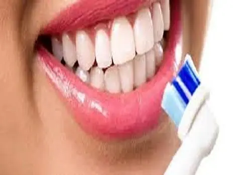 چگونه بعد از عمل بینی مسواک بزنیم ؟
