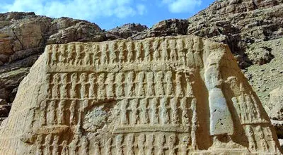 تنگه کول‌فرح ایذه؛ جلوه‌ای از شکوه باستان و زیبایی طبیعت + عکس