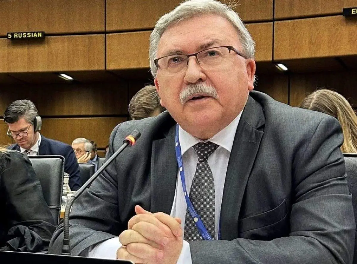 اولیانوف: حمله به تاسیسات هسته‌ای ایران خطر ایجاد یک فاجعه را به همراه دارد + عکس