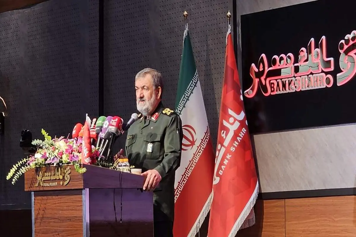 فرمانده سپاه: کشتی‌گیران در میدان ورزش، از کشور دفاع کردند