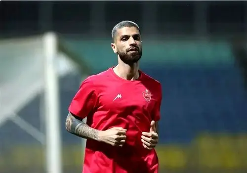 تصمیم مدیران پرسپولیس برای تمدید قرارداد یک قرمزپوش