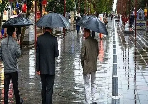 رگبار باران و رعدوبرق در ۱۰ استان کشور