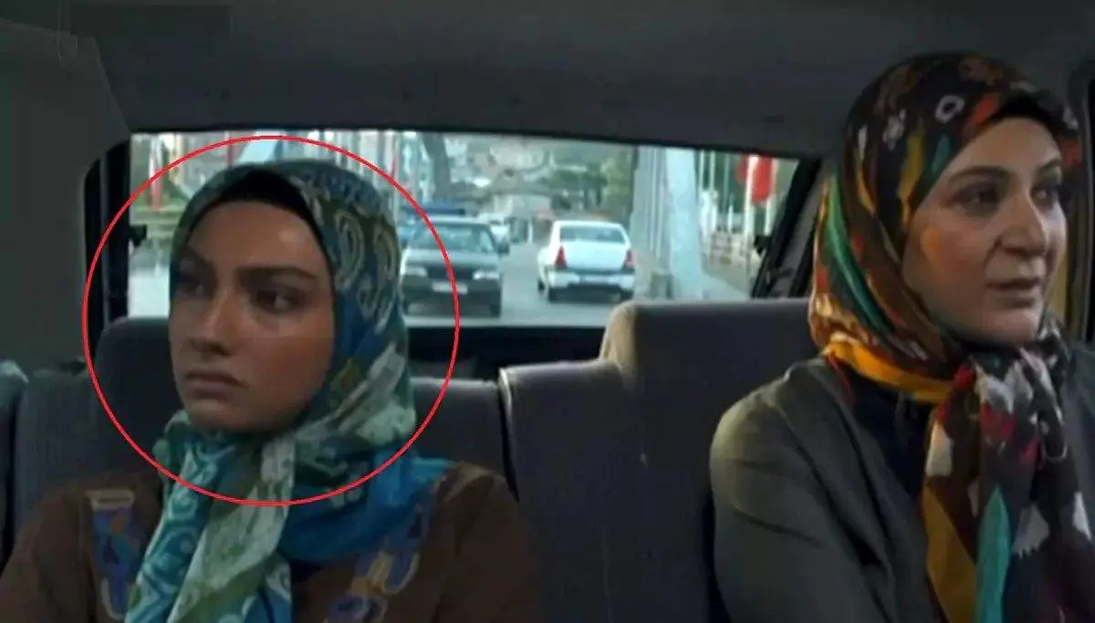 سلفی دلنشین محیا دهقانی «سوسن سریال پایتخت» در کنار پدر!