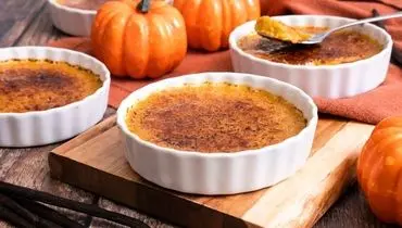 عصرونه: دسر پاییزی مجلل؛ کرم بروله کدو حلوایی، یک تجربه دل‌چسب