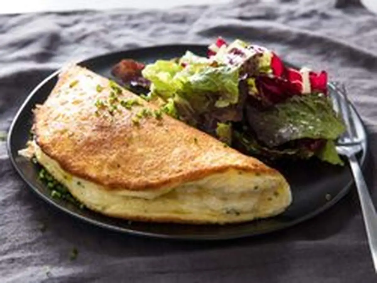 طرز تهیه تست املت با هات داگ