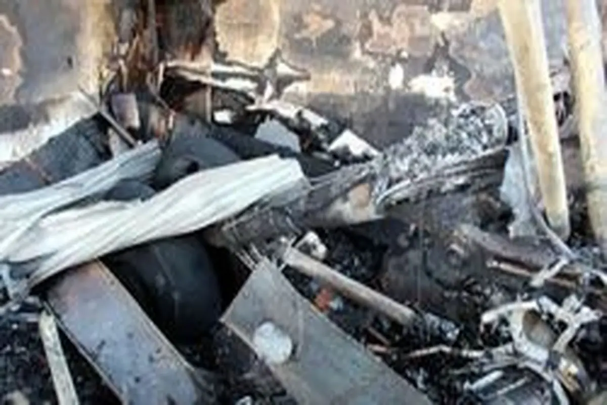 سقوط یک هواپیمای غیرنظامی در نظرآباد/ حادثه دو مصدوم داشت