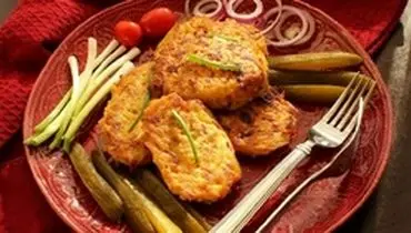 طرز تهیه کوکو سیب زمینی با ژامبون