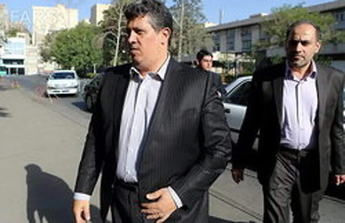 مهدی هاشمی رفسنجانی از زندان اوین آزاد شد