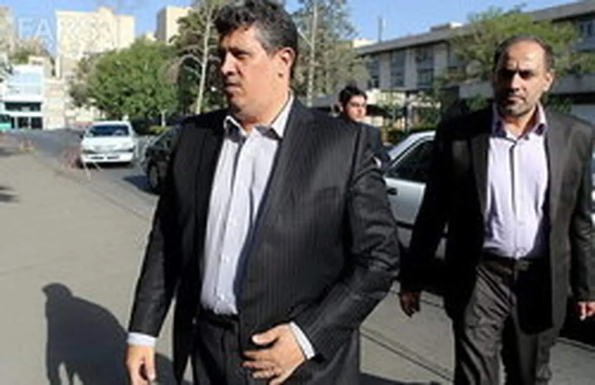 مهدی هاشمی رفسنجانی از زندان اوین آزاد شد