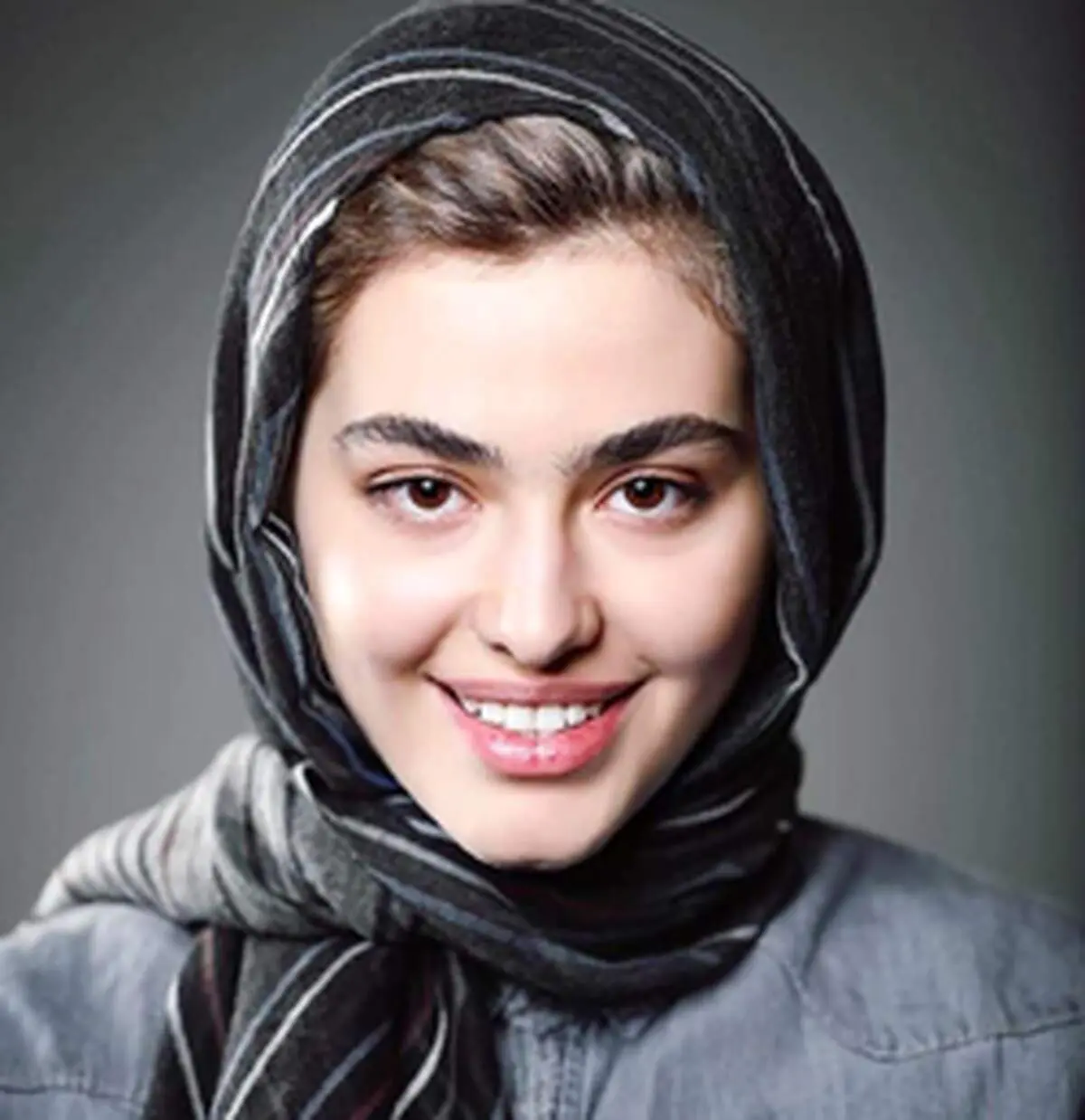 احوالات توییت ریحانه پارسا در این روزها