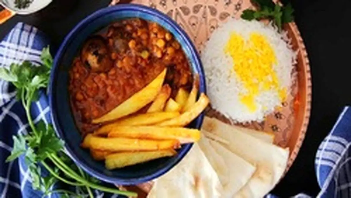 طرز تهیه قیمه با گوشت چرخ کرده