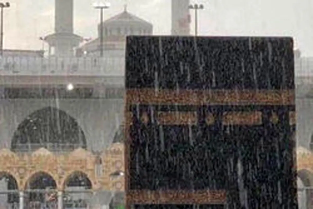 تصاویری از بارش شدید باران در مکه مکرمه + فیلم