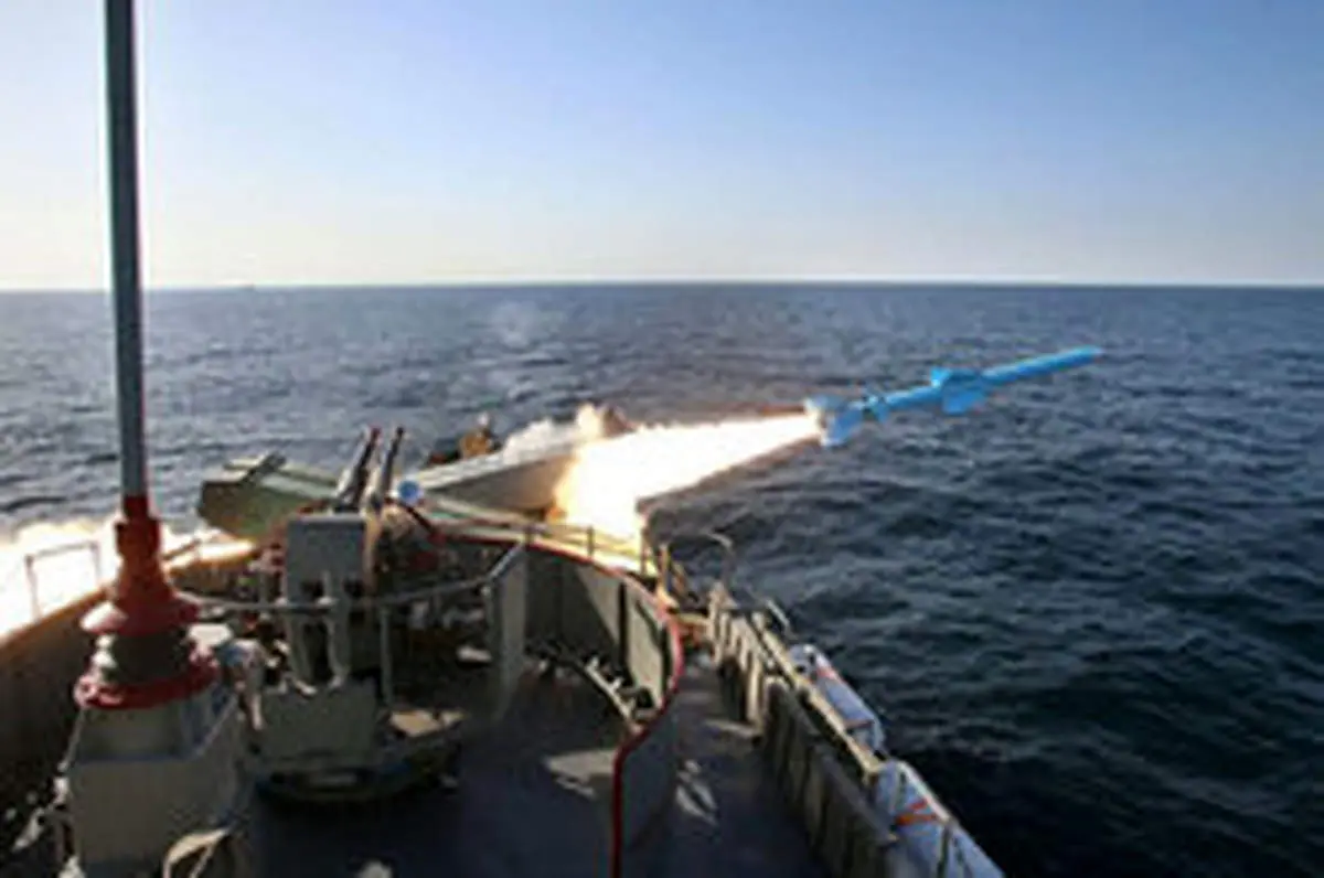 شلیک جالب موشک BrahMos از روی ناو + فیلم