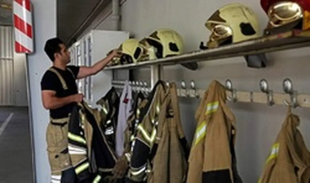 چگونگی اعزام آتش نشانان به محل حادثه + فیلم