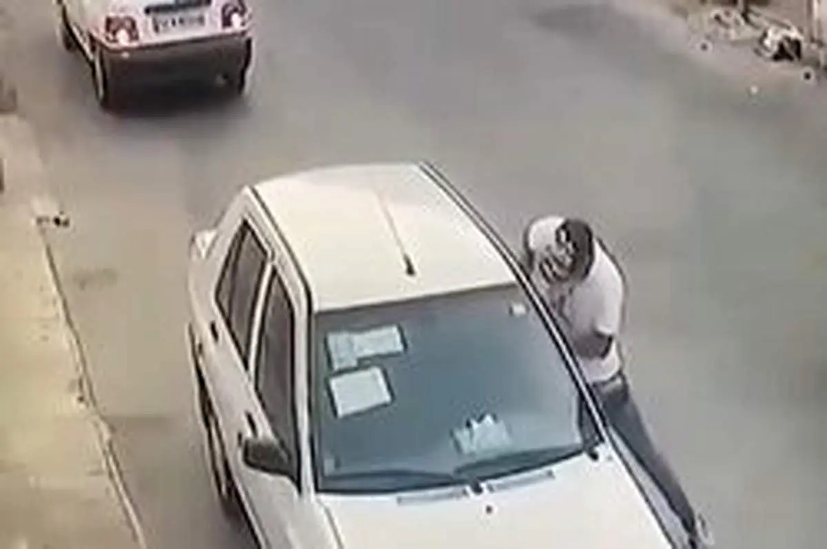سرقت ناکام سارقین از خودروی پراید! + فیلم
