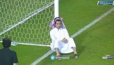 ناراحتی مدیر باشگاه النصر کنار تیرک دروازه+ فیلم