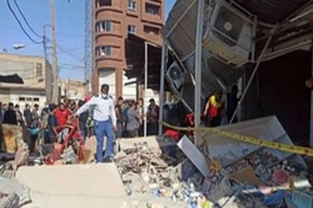 رئیس سازمان آتش‌نشانی اهواز: عملیات آوار برداری انفجار گاز در اهواز پایان یافت/۵ نفر کشته شدند