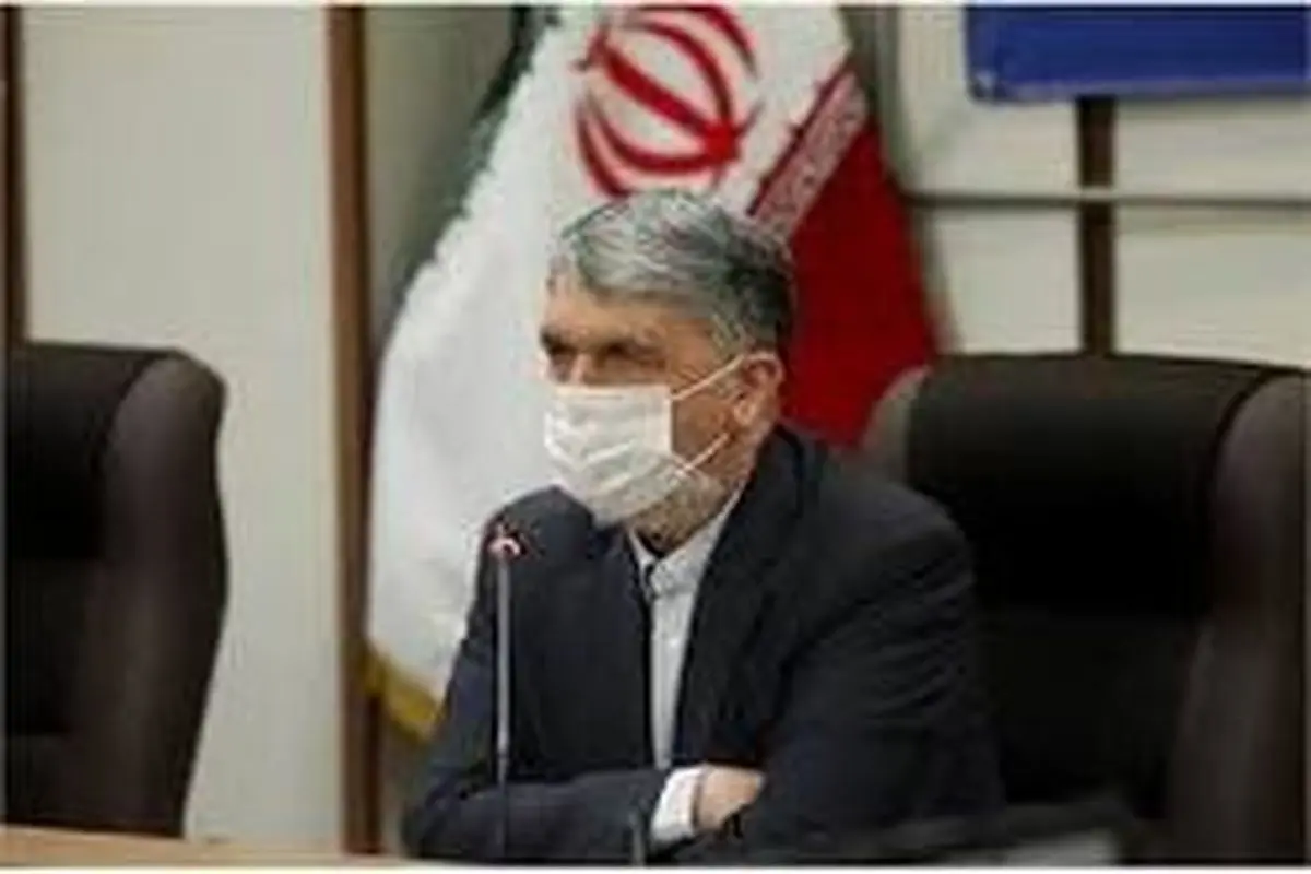 وزیر فرهنگ: فیلمهای سینمایی باید نام فارسی داشته باشند