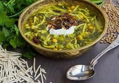طرز تهیه آش رشته در کوتاه ترین زمان ممکن+فیلم/سیر تا پیاز فوت و فن های پخت آش رشته جا افتاده