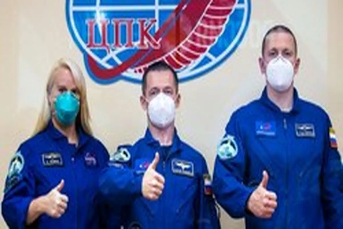 ۳ فضانورد زمین را به مقصد ایستگاه فضایی ترک کردند